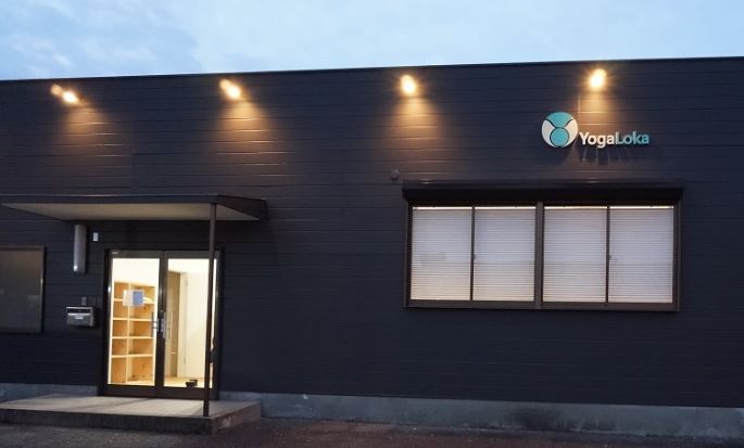 YogaLoka�̓X�ܑS�i